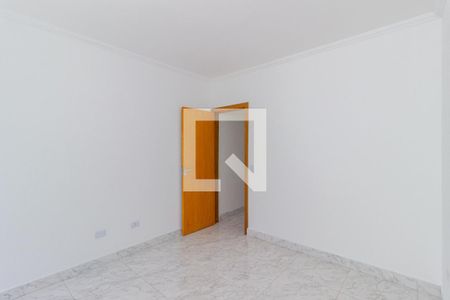 Casa à venda com 2 quartos, 73m² em Vila Yara, São Paulo