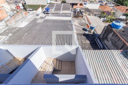 Vista Quarto 1 de casa à venda com 2 quartos, 73m² em Vila Yara, São Paulo