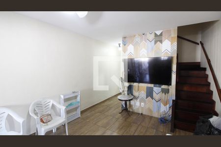 Casa de Condomínio para alugar com 2 quartos, 102m² em Jardim Excelcior, Cabo Frio