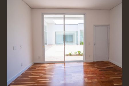 Quarto de casa de condomínio à venda com 5 quartos, 667m² em Parque Residencial Maison Blanche, Valinhos