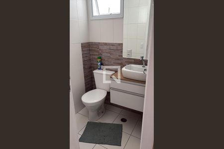 Banheiro de apartamento à venda com 3 quartos, 72m² em Vila Barros, Guarulhos