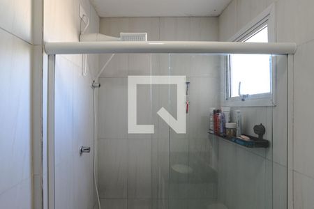 Banheiro de apartamento para alugar com 2 quartos, 57m² em Vila Nova Aparecida, Mogi das Cruzes