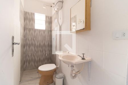 Banheiro de casa para alugar com 1 quarto, 30m² em São João Climaco, São Paulo