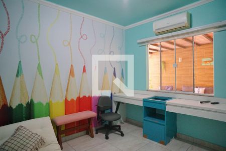 Quarto 1 de casa de condomínio para alugar com 5 quartos, 360m² em Itapeba, Maricá