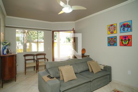 Casa de Condomínio para alugar com 5 quartos, 360m² em Itapeba, Maricá
