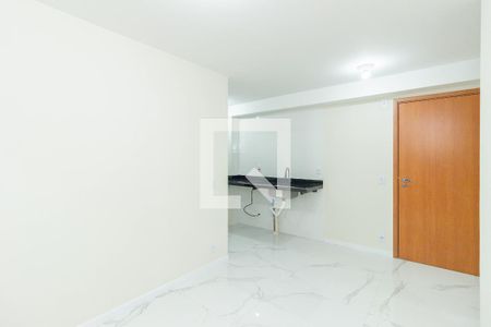 Sala de apartamento para alugar com 2 quartos, 38m² em Jardim Santa Lucrecia, São Paulo