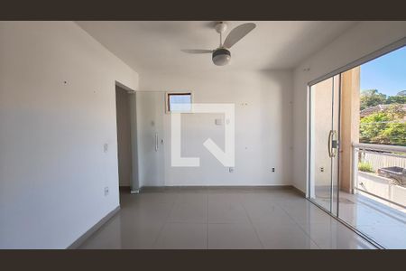 Casa de Condomínio para alugar com 2 quartos, 150m² em Vargem Grande, Rio de Janeiro
