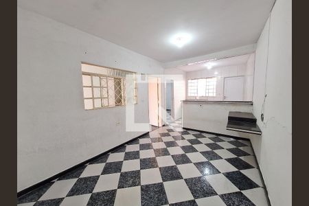 Casa para alugar com 1 quarto, 60m² em Jardim Leblon, Suzano