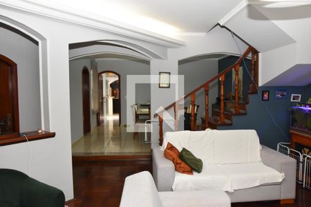 Sala vista da escada e sala de jantar de casa à venda com 3 quartos, 323m² em Jardim Liberdade, Jundiaí