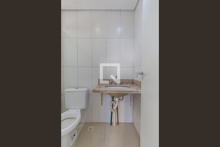 Banheiro de Suíte de apartamento para alugar com 2 quartos, 58m² em Vila Nova, Porto Alegre