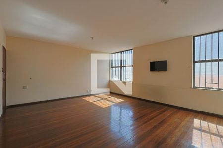 Apartamento à venda com 4 quartos, 140m² em Centro, Belo Horizonte