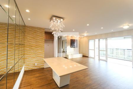 Apartamento à venda com 2 quartos, 106m² em Vila Irmaos Arnoni, São Paulo