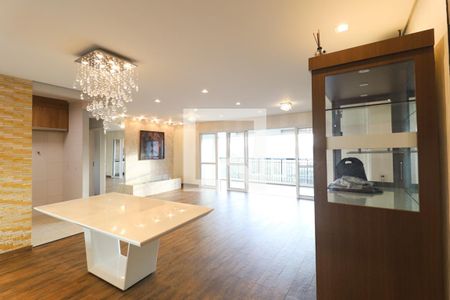 Apartamento à venda com 2 quartos, 106m² em Vila Irmaos Arnoni, São Paulo