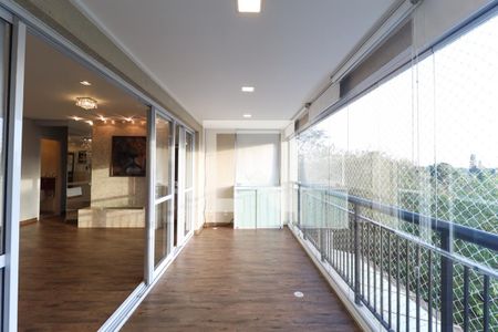 Apartamento à venda com 2 quartos, 106m² em Vila Irmaos Arnoni, São Paulo