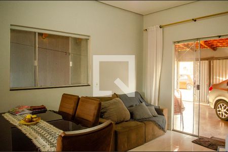 Casa à venda com 2 quartos, 250m² em Setor Estrela Dalva, Goiânia