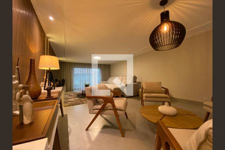 Casa à venda com 4 quartos, 380m² em Parque dos Camargos, Barueri