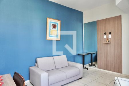 Sala de kitnet/studio para alugar com 1 quarto, 26m² em Santa Efigênia, Belo Horizonte