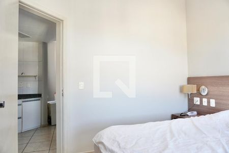 Quarto de kitnet/studio para alugar com 1 quarto, 26m² em Santa Efigênia, Belo Horizonte
