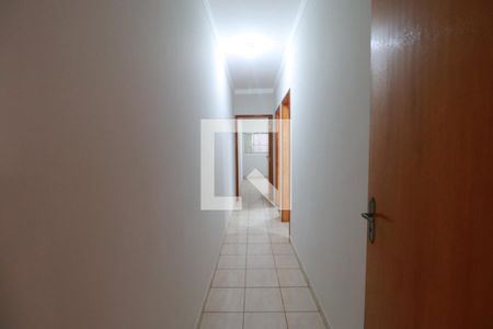 Corredor  de casa para alugar com 3 quartos, 125m² em Jardim Irajá, Ribeirão Preto