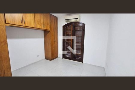 Casa à venda com 3 quartos, 134m² em Ferreira, São Paulo