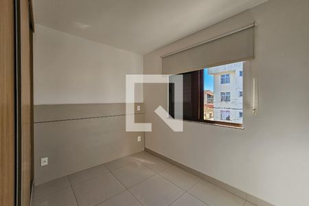Apartamento à venda com 2 quartos, 60m² em Sagrada Família, Belo Horizonte