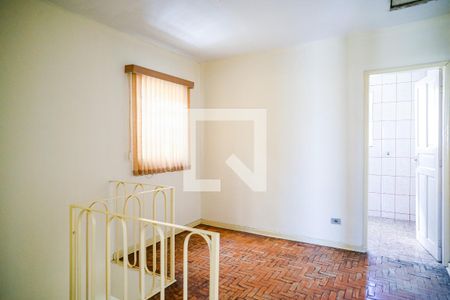 Sala 2 de casa para alugar com 3 quartos, 130m² em Vila Brasilina, São Paulo