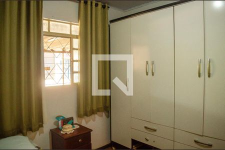 Quarto 2 de casa à venda com 3 quartos, 178m² em Aeroviario, Goiânia