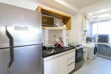 Cozinha de apartamento para alugar com 3 quartos, 73m² em Chácara Santo Antônio, São Paulo