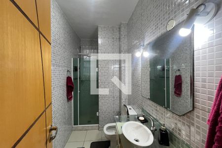 Banheiro de apartamento à venda com 3 quartos, 110m² em Jardim Guanabara, Rio de Janeiro
