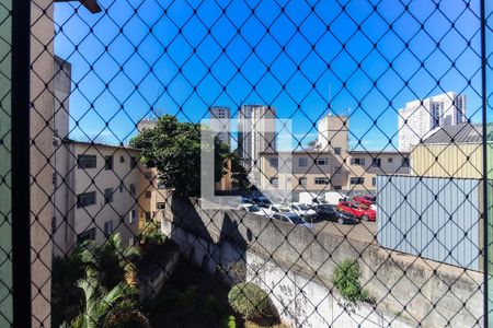 Vista da Sala de apartamento para alugar com 2 quartos, 54m² em Jardim Lucinda, São Paulo