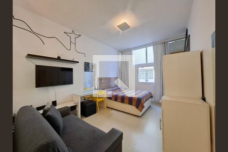 Sala/Quarto  de apartamento para alugar com 1 quarto, 29m² em Botafogo, Rio de Janeiro