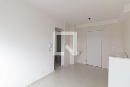Sala/Cozinha de apartamento à venda com 2 quartos, 32m² em Fazenda Aricanduva, São Paulo