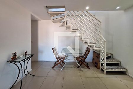 Sala de apartamento à venda com 3 quartos, 167m² em Santa Rosa, Niterói