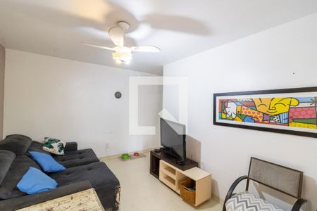 Sala de apartamento à venda com 2 quartos, 60m² em Cavalhada, Porto Alegre