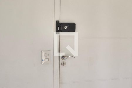 Fechadura eletrônica  de apartamento para alugar com 2 quartos, 50m² em Boqueirão, Praia Grande