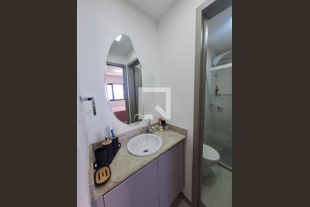 Banheiro de apartamento para alugar com 1 quarto, 43m² em Jaguaribe, Salvador