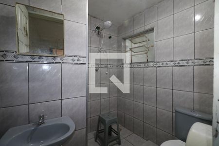 Banheiro de casa para alugar com 1 quarto, 25m² em Piraporinha, Diadema