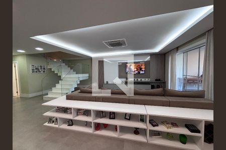 Sala de casa de condomínio à venda com 4 quartos, 360m² em Barra da Tijuca, Rio de Janeiro