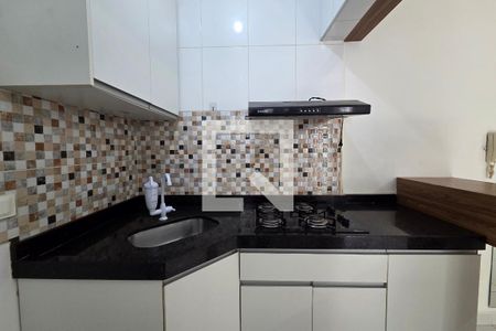 Cozinha de kitnet/studio para alugar com 1 quarto, 30m² em Canto do Forte, Praia Grande