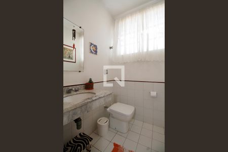 Lavabo de casa para alugar com 4 quartos, 304m² em Vila Madalena, São Paulo