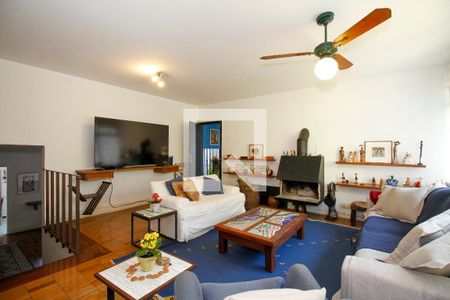 Sala de Estar de casa para alugar com 4 quartos, 304m² em Vila Madalena, São Paulo