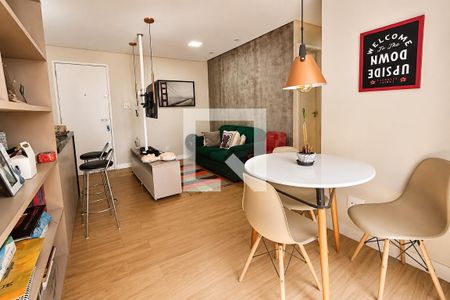 Sala de apartamento para alugar com 2 quartos, 51m² em Bela Vista, São Paulo