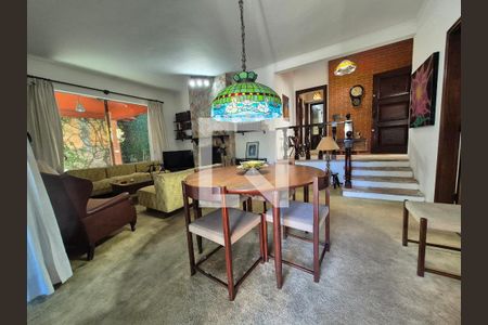 Casa para alugar com 3 quartos, 236m² em Fazenda Morumbi, São Paulo