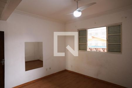 Quarto de casa à venda com 4 quartos, 406m² em Renascença, Belo Horizonte