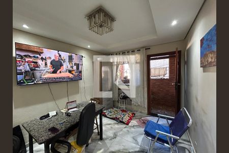 Sala de casa para alugar com 3 quartos, 100m² em Piedade, Rio de Janeiro