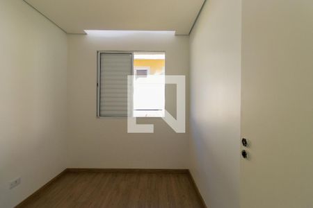 Quarto 1 de casa de condomínio para alugar com 2 quartos, 46m² em Chácara Ondas Verdes, Cotia