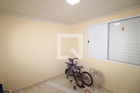 Quarto 2 de apartamento para alugar com 2 quartos, 42m² em Vila Chabilandia, São Paulo