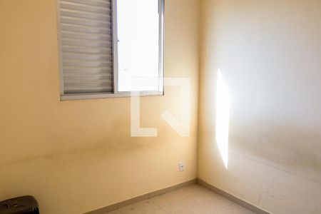Quarto 2 de apartamento para alugar com 2 quartos, 49m² em Cidade das Flores, Osasco