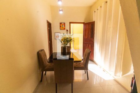 Sala de casa à venda com 3 quartos, 128m² em Engenhoca, Niterói