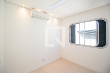 Quarto de apartamento para alugar com 2 quartos, 73m² em Indianópolis, São Paulo